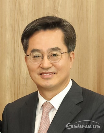 김동연 경기도지사, 핵심공약 '경기 북부 특별자치도' 시동 걸어