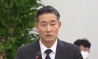 신원식, '文에 과격 발언' 공식 사과 