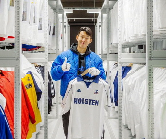 토트넘, 손흥민에게 1년 계약 연장 제안... MLS 이적설 해소 및 가치 보호