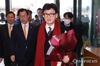 [포토] 국민의힘 당사 도착한 한동훈 비상대책위원장
