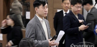 서울 중구·성동을 출마 관련 입장 밝히는 하태경 의원