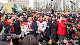 [포토] 한동훈·원희룡, 인천 계양을에서 원팀으로 승리 강조