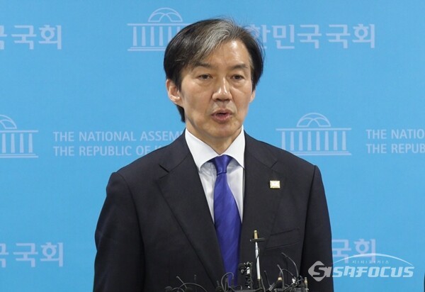 국회, 특검법 발의 논의 지속 중...민주당 국민의힘이 발의하면 논의 가능, 국민의힘은 자체 발의 미뤄