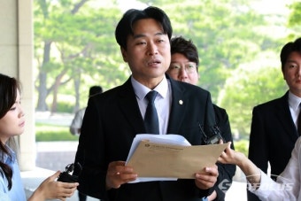 [포토] 이종배, '김정숙 여사 인도 외유성 출장 의혹' 고발 관련 고발인 조사