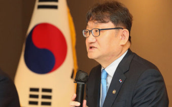 권기섭 경사노위 위원장 취임…
