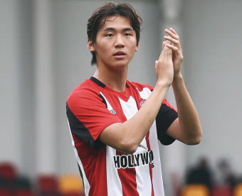 'EPL' 김지수, 리그컵 레이턴 오리엔트전서 1군 데뷔… 팀은 3-1 승리