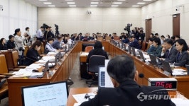 [포토] 국민건강보험공단에 대한 국정감사 갖는 국회 보건복지위