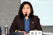 [포토] 개회사하는 김소희 의원