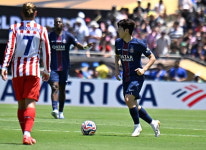 이강인, 클럽 월드컵 데뷔골…PSG, 아틀레티코에 4-0 완승