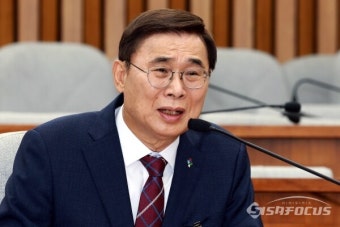 [포토] 이종석 국정원장 후보자 인사청문회