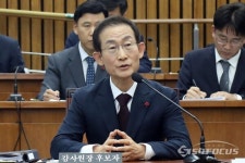 [포토] 질의에 답변하는 김호철 감사원장 후보자