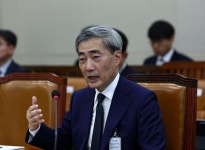 신현송 