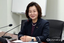 [포토] 개회사하는 이수진 의원