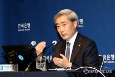 [포토] 신현송 한국은행 총재, 통화정책방향 기자간담회