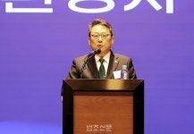 [포토뉴스] 축사하는 김영훈 협회장… 여성·아동 인권보호를
