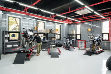 BMW모토라드, 창원 전시장·서비스센터 신규 오픈