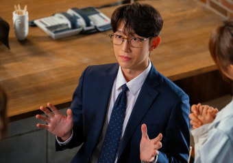 강기영, 선악 넘나든 완벽한 변신 '끝내주는 해결사' 첫 주연