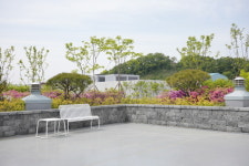 연세사랑병원, 환자 위한 휴식공간 제공위해 힐링가든 개방