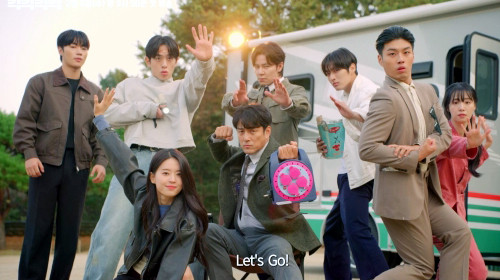 KBS 2TV 새 수목드라마 킥킥킥킥, 이규형-지진희의 키스신으로 화제!