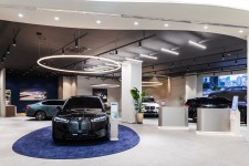 내쇼날 모터스, BMW 안성 스타필드 전시장 새 단장 오픈