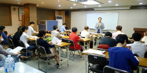 관악, 메르스 피해약국에 위로금 전달