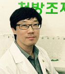 부작용 보고 잘했더니, 약국도 덩달아 유명