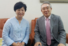 신기깔창, 약국 넘어 판매처 확대