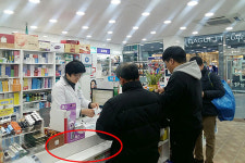 약국도 사람이 먼저다…고객 중심 인테리어 호평