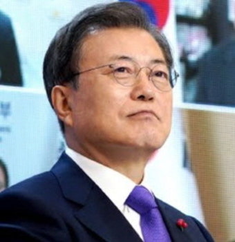 문 대통령 