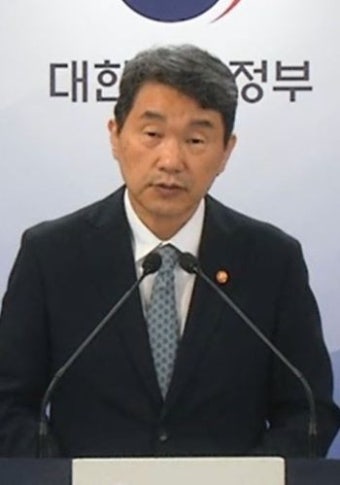 政, 2025년 의사 국시 추가 검토 