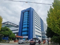 부산 D병원 한약사 약국 취소 소송…병원재단도 재판에 참전