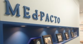 첫 매출 낸 메드팩토, 관리종목 위기 넘을 수 있을까?