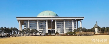창고형 약국 개설 시 협력계획서 의무 제출…영업 제한 추진
