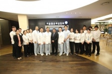 서울·부산 밝은세상안과, 국내 의원급 최초 JCI 재인증 획득