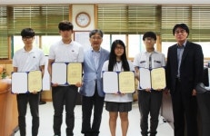 일산 튼튼병원, 지역 고등학교에 장학금 기부