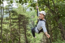 짚라인충주 오픈…문성자연휴양림 인기몰이 예감