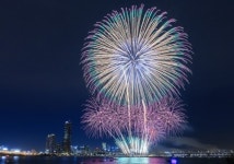 ‘한화와 함께하는 2014 서울세계불꽃축제’ 개최