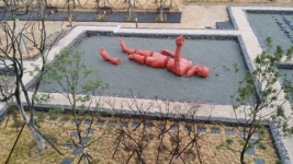 부산시 사하구 무지개 공단 내 홍티둔벙 예술공원, 지역 활성화 시동 걸어