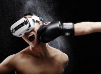 고글텍, 2015 CES서 ‘Go 4D VR HMD’ 선보여…안드로이드 기종에 이어 아이폰용도 전시