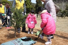 한국백혈병어린이재단, 식목일 기념 소아암 완치 기원 15회 희망나무심기 행사 개최