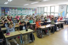 서울 보라매초등학교, 희망사과나무 사랑의 동전 모으기 캠페인 실시