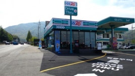 GS25, 최초 드라이브 쓰루 편의점 오픈