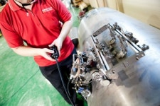 첨단 비파괴검사 로봇, 국산화 이은 보급 사업 성공적 마무리