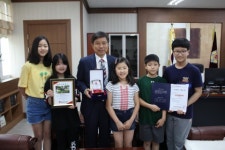 희망사과나무, 서울원촌초·서울압구정초·서울보라매초·경인교대부설초 등 5개 초등학교 사랑의 동전 모아 성금 기부
