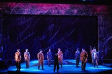 연극 ‘잃어버린 마을’ 앵콜공연, 4월 27일 대학로 아르코 예술극장 대극장에서 성황리에 개막