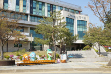 화성시 송산도서관, ‘2022년 도서관 상주작가 지원사업’ 명사 초청 강연 개최
