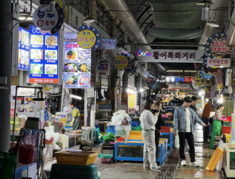 국내 관광객들이 선택한 통영의 야간관광 최애 테마는 ‘먹거리’