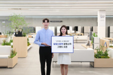 ‘고객 편의·AI 체험 강화’ 삼성스토어 광명소하 그랜드 오픈