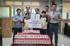 대구 용천초등학교, 한국청소년연맹 희망사과나무에 전교생의 사랑이 담긴 사랑의 나눔저금통 모금액 전달