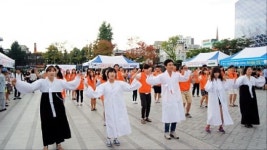 KT＆G, 전주 풍남문 광장서 광복절 바로 알기 캠페인